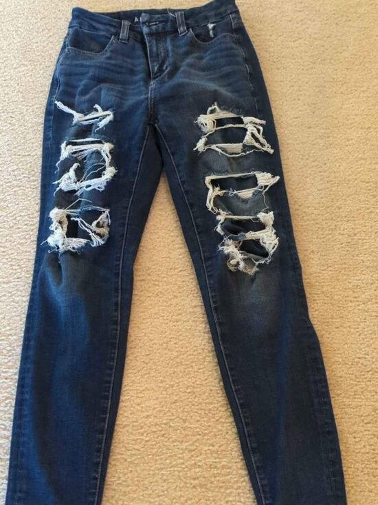 American Eagle Outfitters Denim - American eagle size 0 short jeans